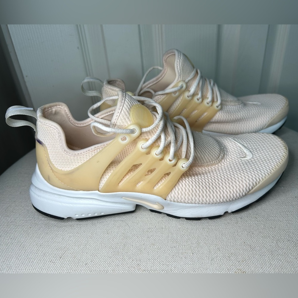 Nike Air Presto Guava Ice Peach Running Shoes Athletic Sneakers Athleisure Sz 8